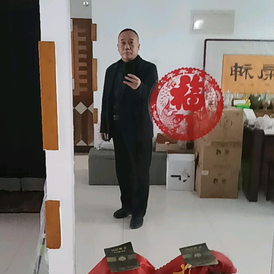 张峰瑞