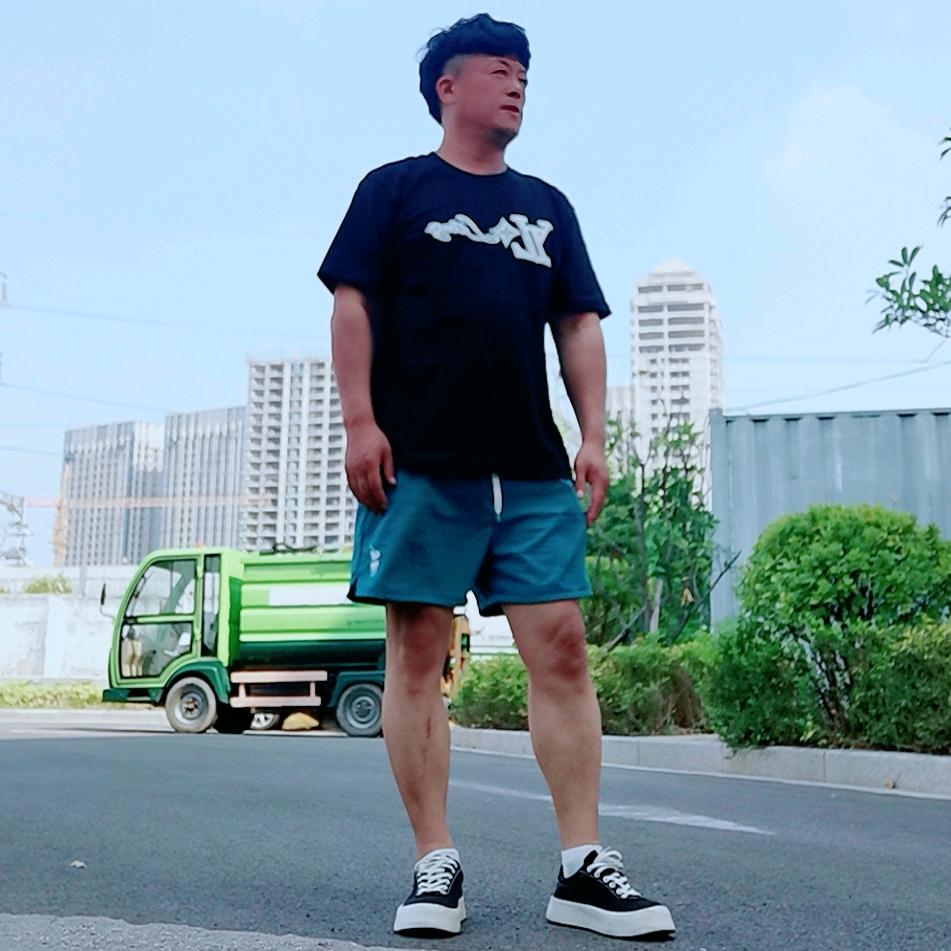 李小强女装穿搭
