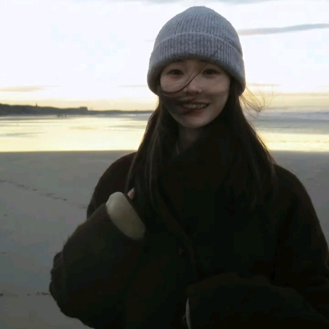 番茄的妈妈说西红柿长的丑.