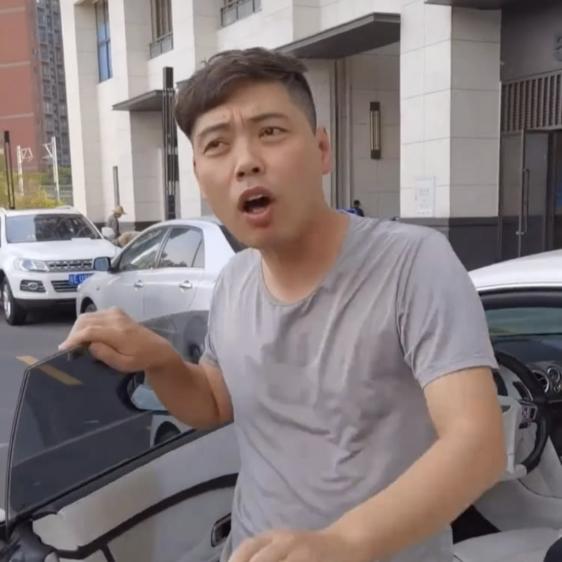 比尔盖南酱料大王