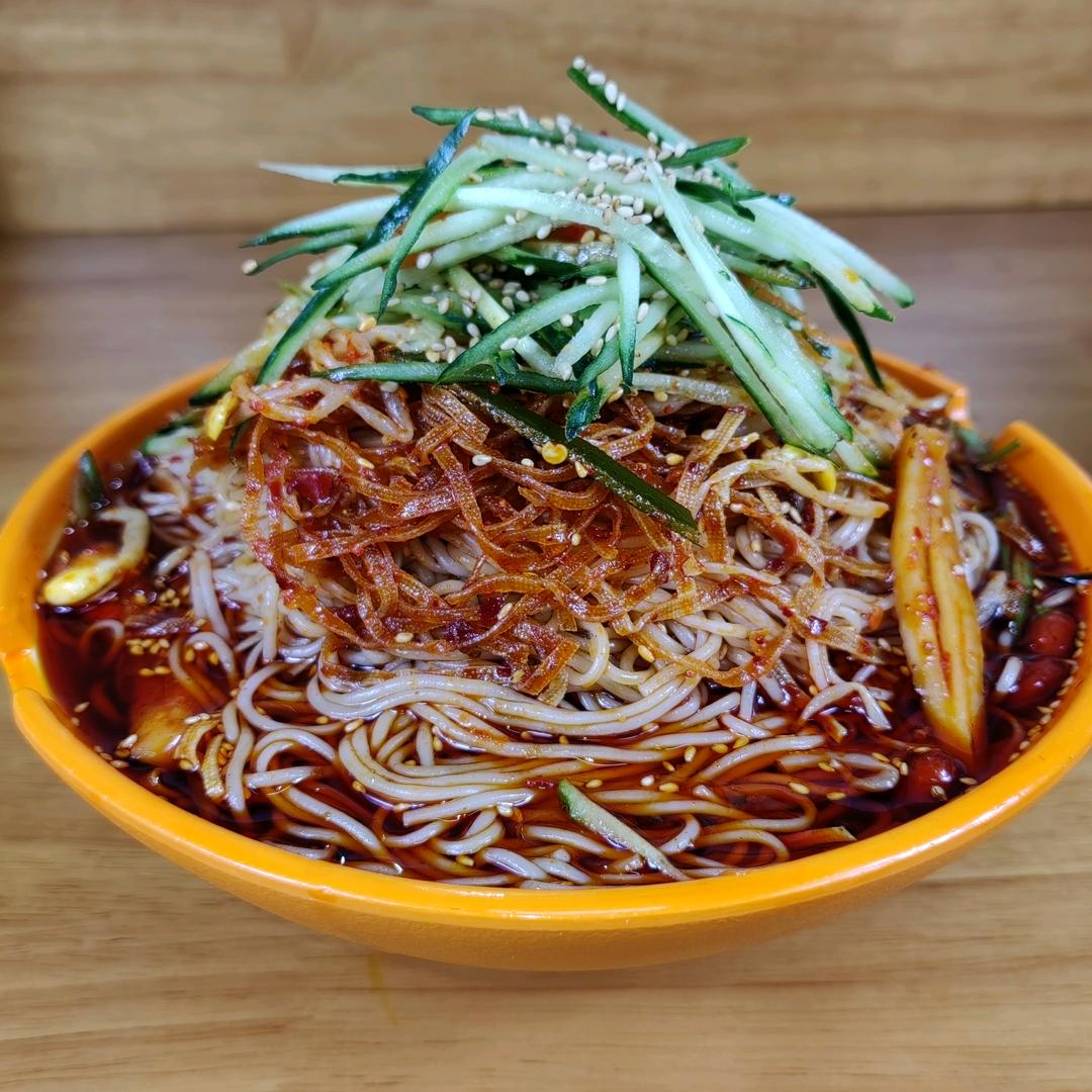 佳木斯三姐妹拌面