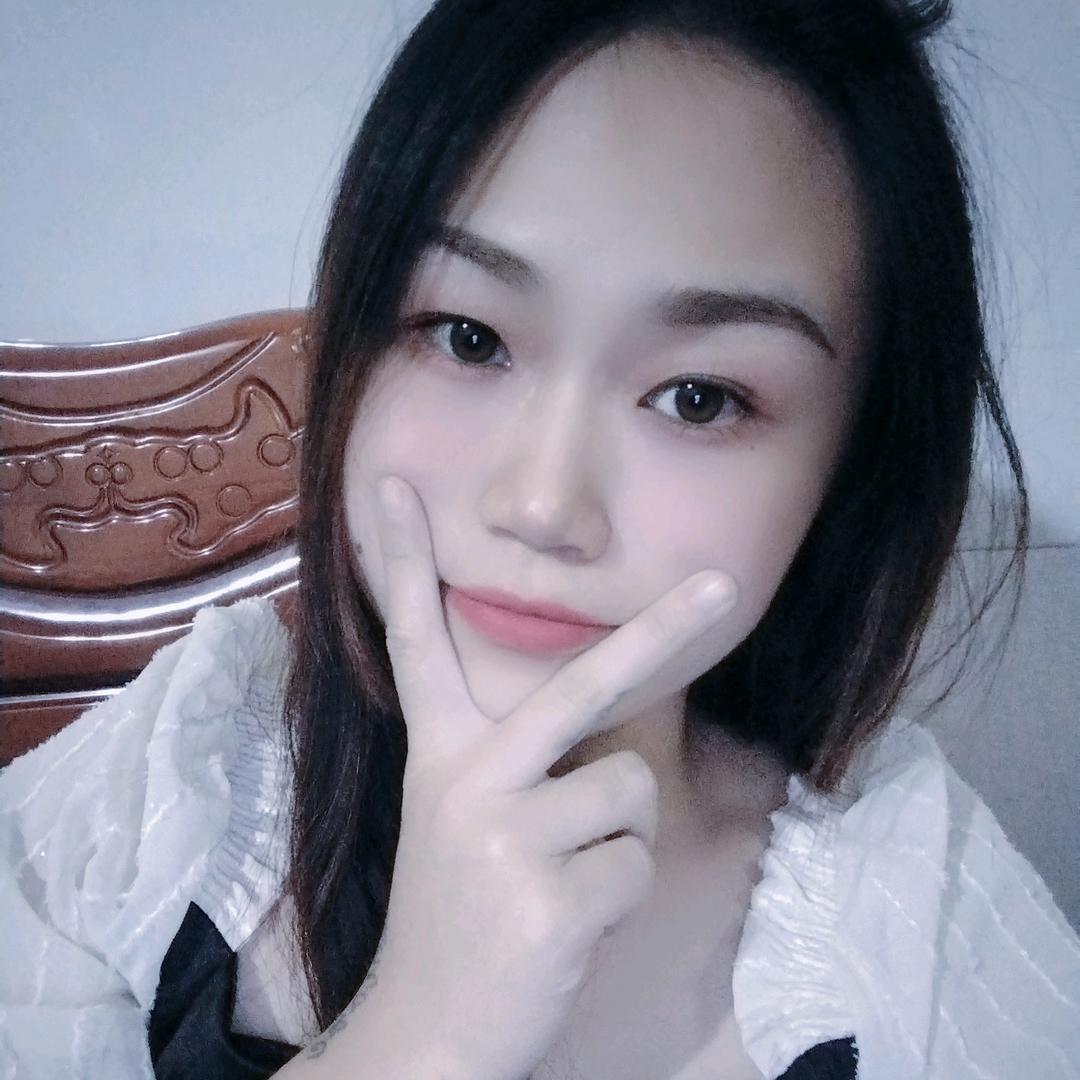 ㅤ 黄𝓗𝓾𝓪𝓷𝓰