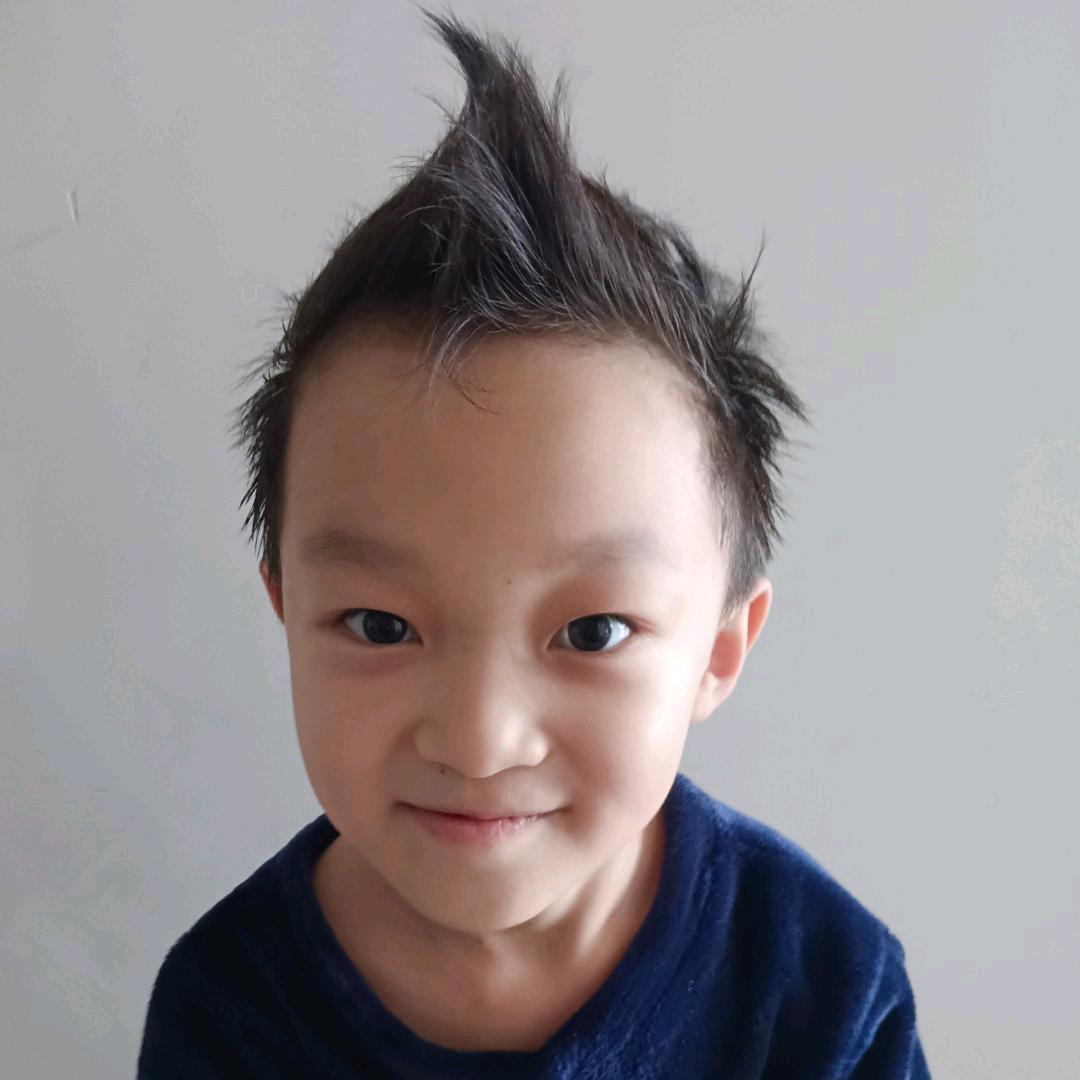 小硕吖🍭（视频同款在小店）