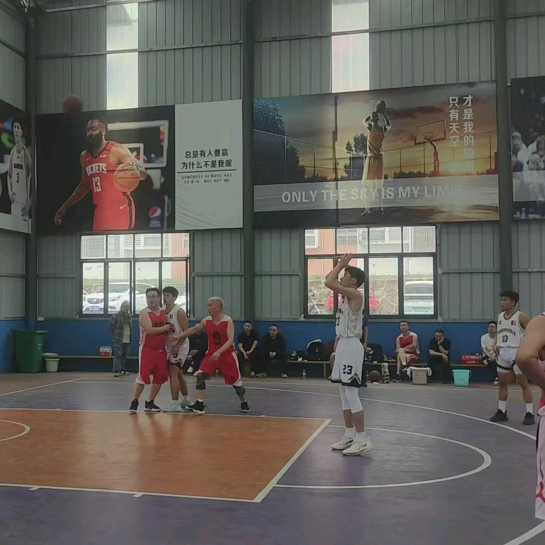 爱打篮球的小yin