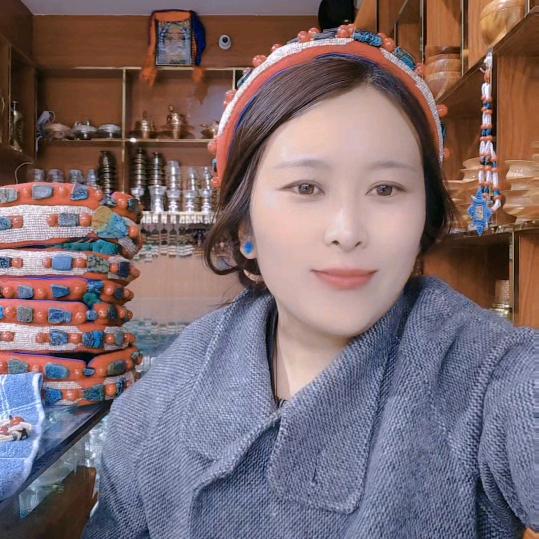 爱打拳击的小男孩