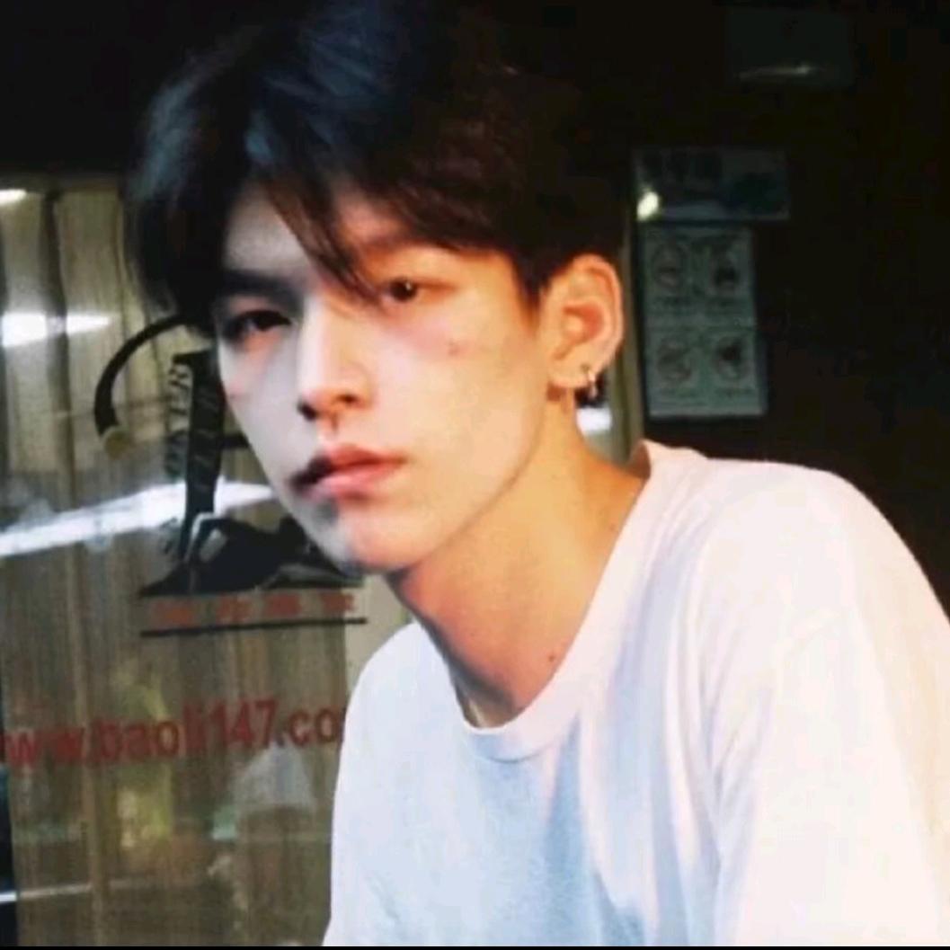 卖草鞋的小刘备