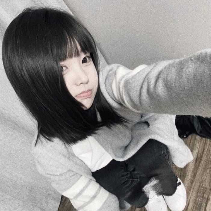 _小妮^.