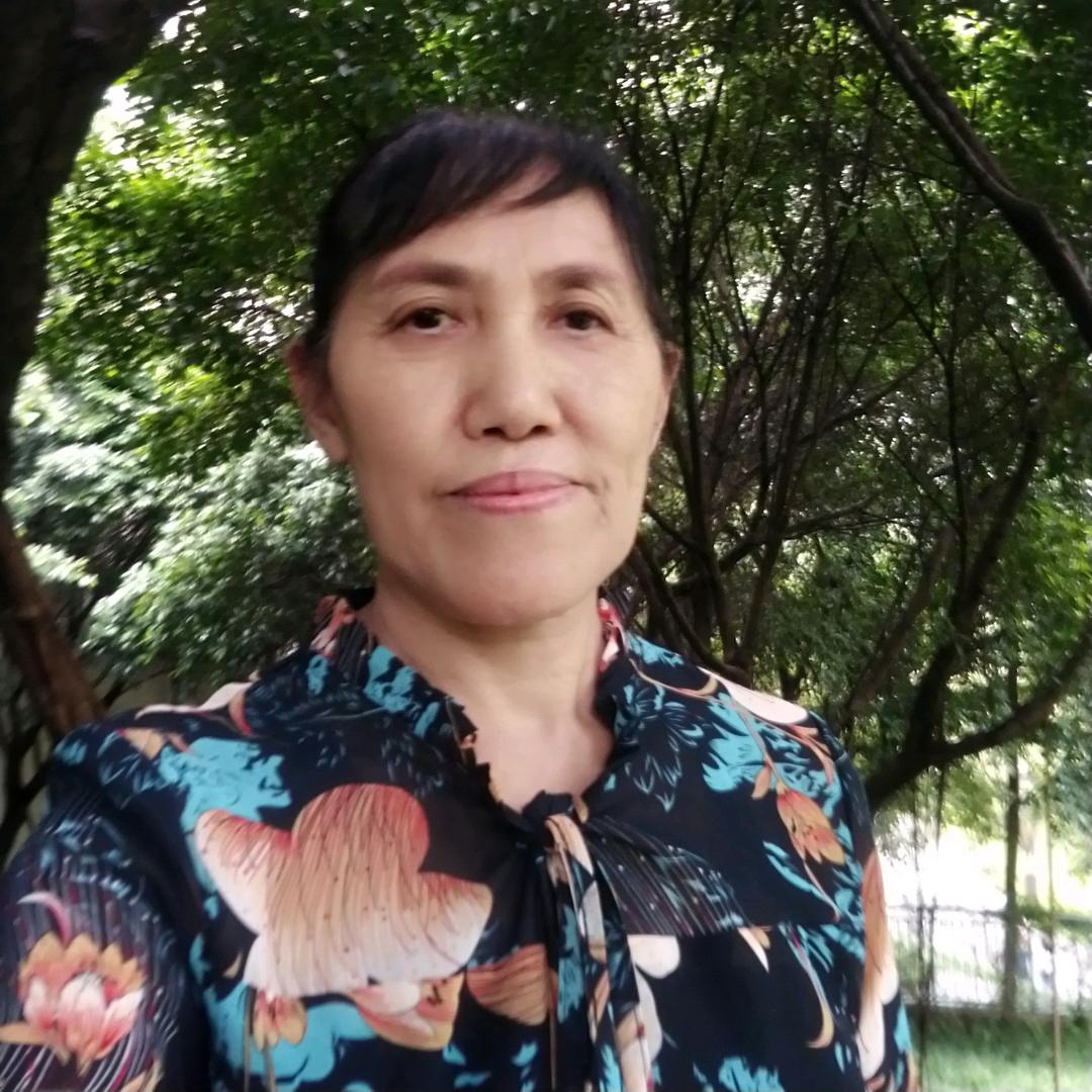 卢宝奶（下午1点一十首播）