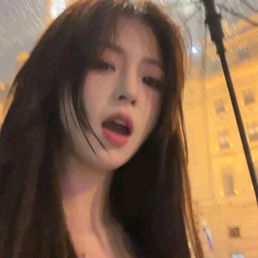 会呼吸的女孩.