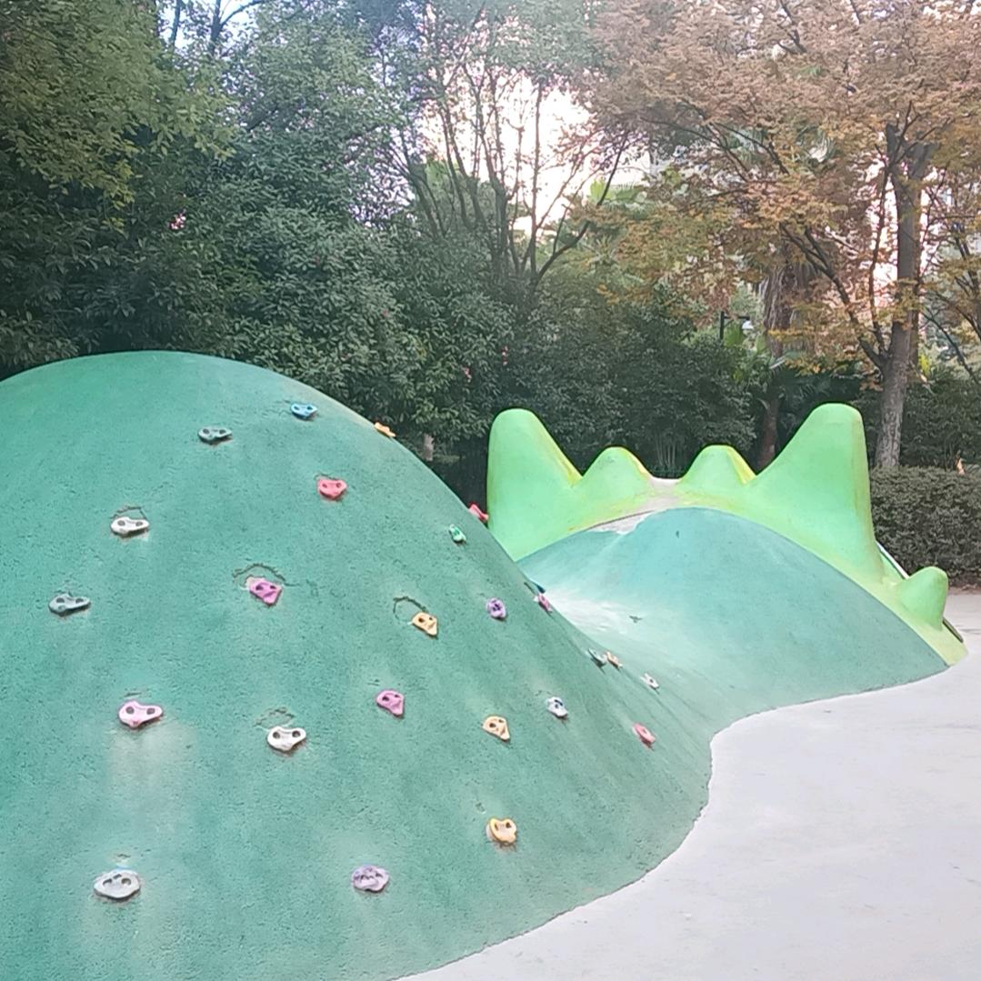 三哥（别问为什么，请叫我，三哥）