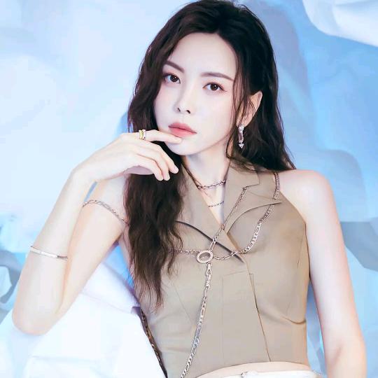 九弦新人直播间