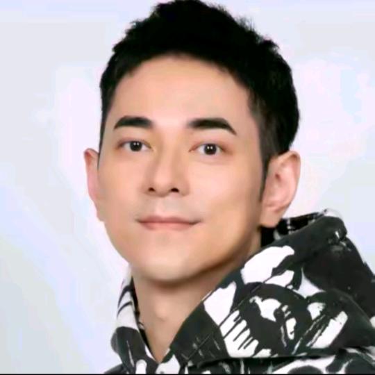 李晨nic精选穿搭