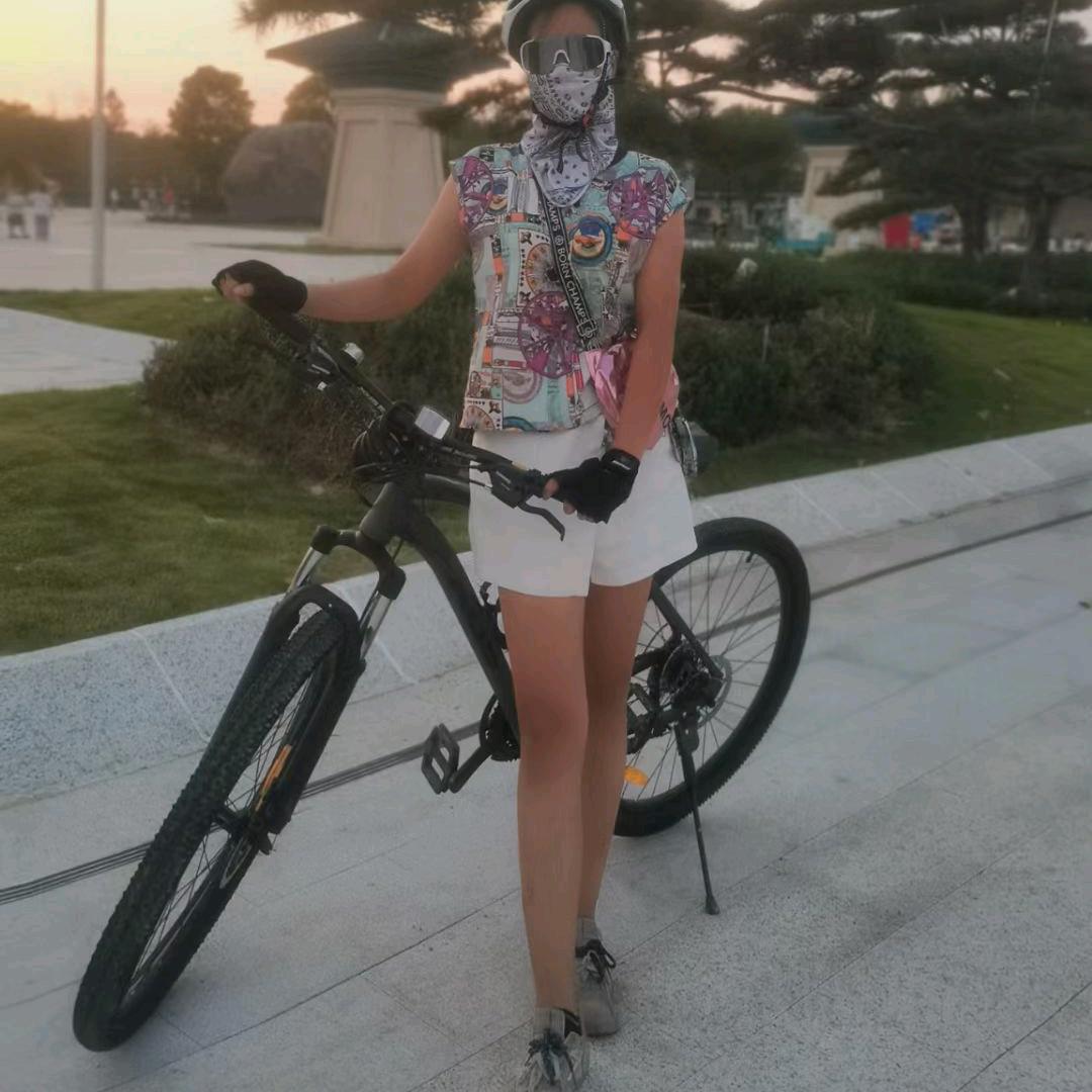 石材人  乐在骑中