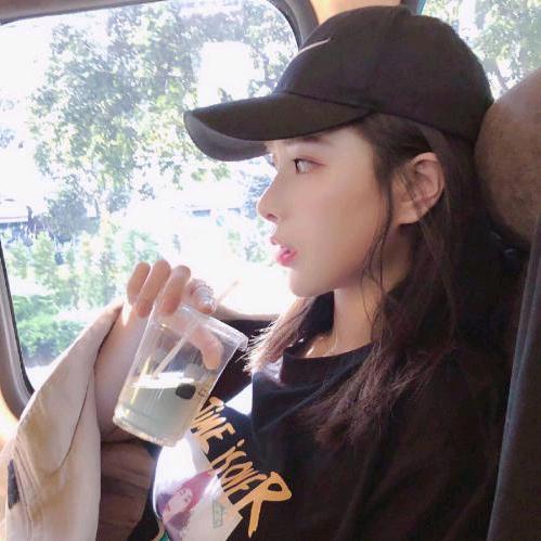 佳雯