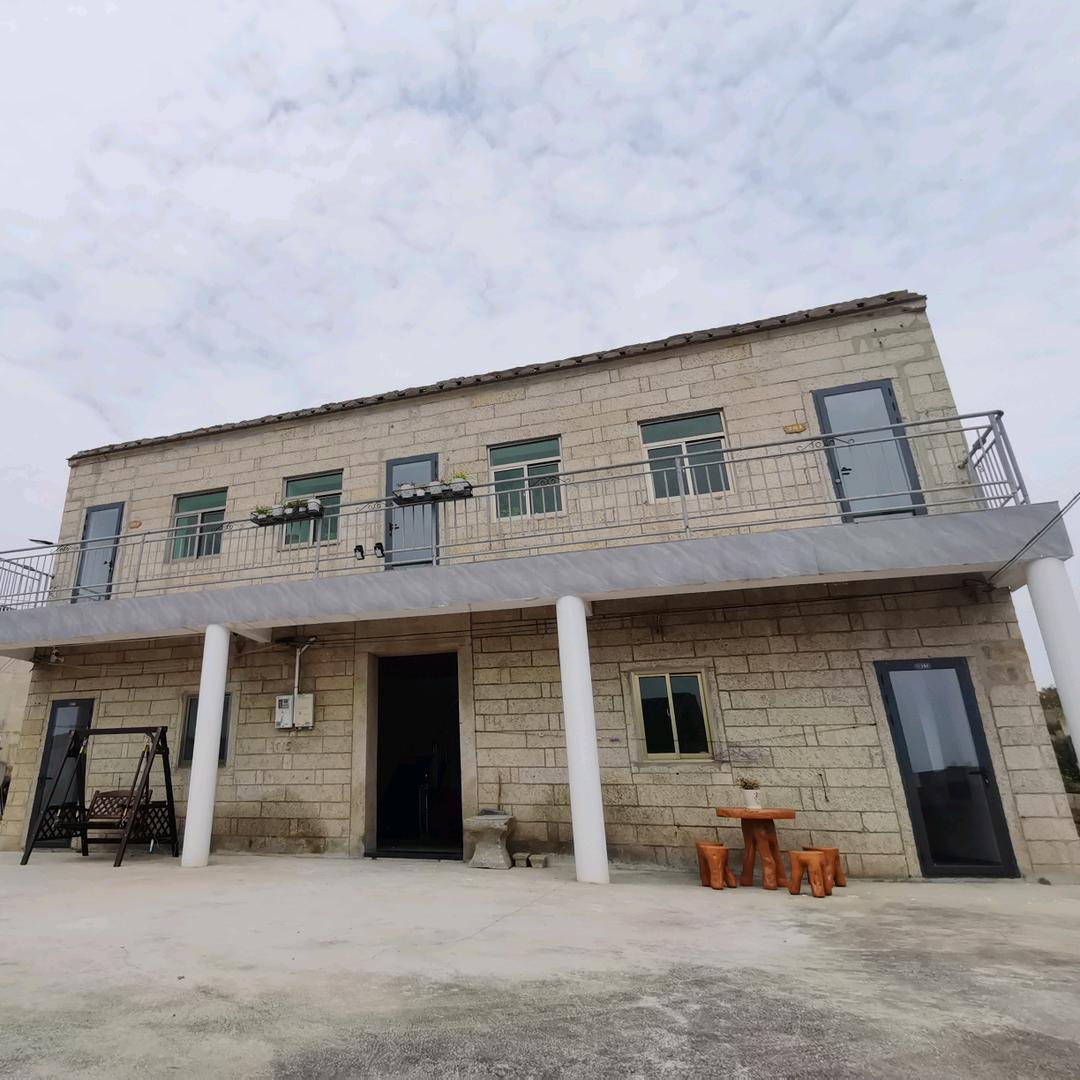 十一号邻海客栈