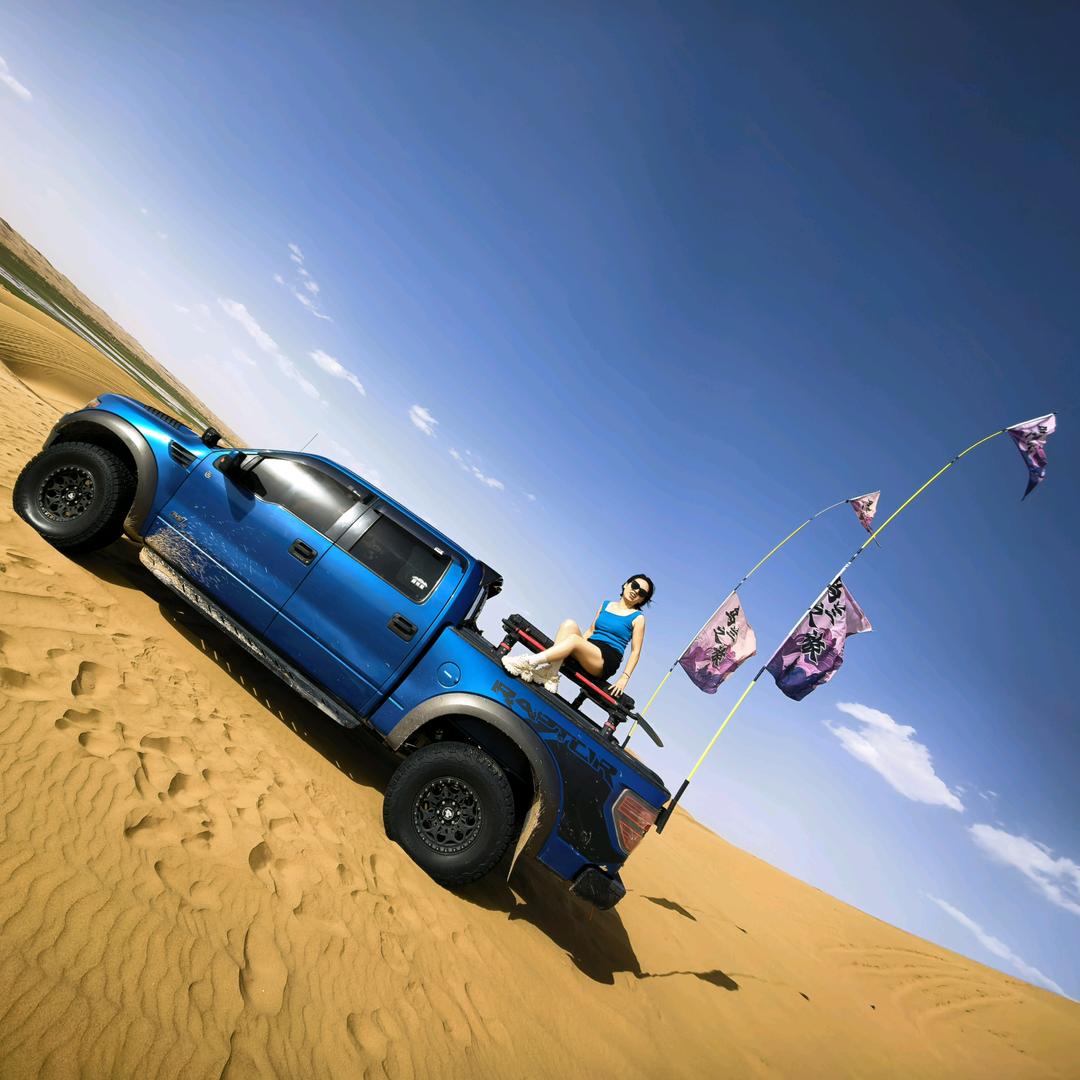 爱钓鱼の草帽哥