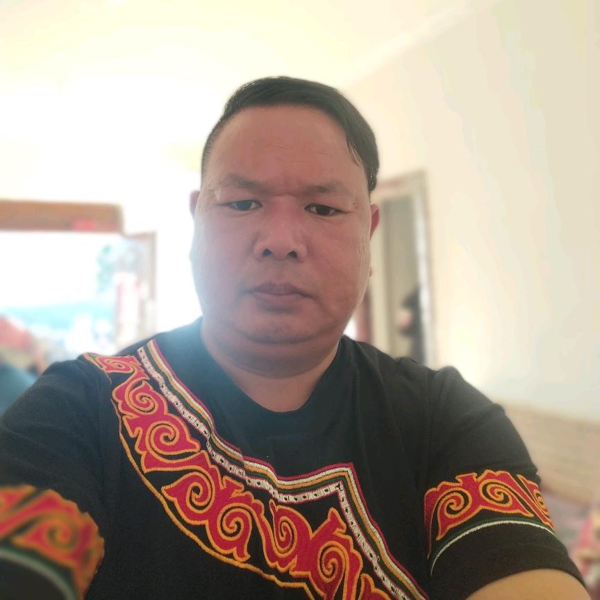 紫金美上打比么舞蹈打歌队