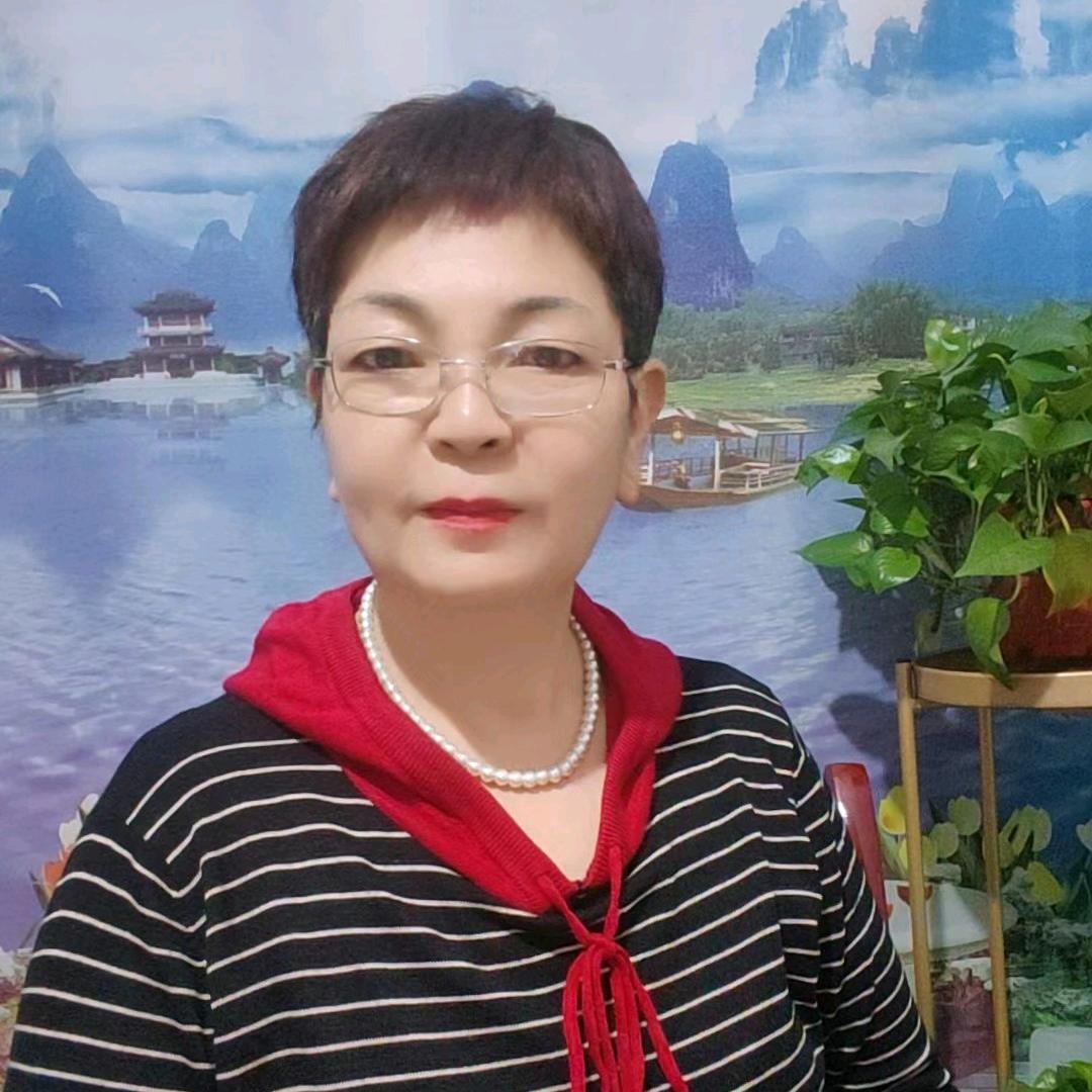 蓝魅玲(568)中午1点开播