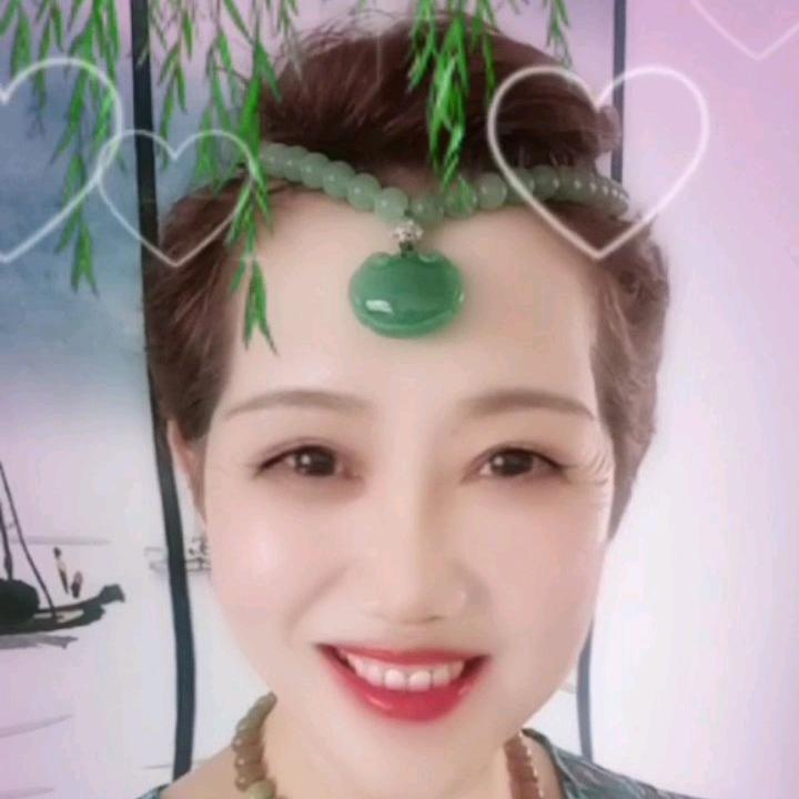 宝钰思彤