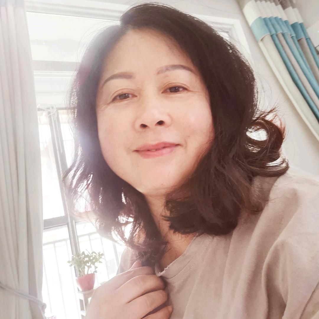 吕梅梅百货店