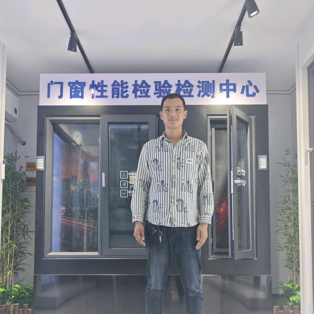 南通门窗定制郭东东