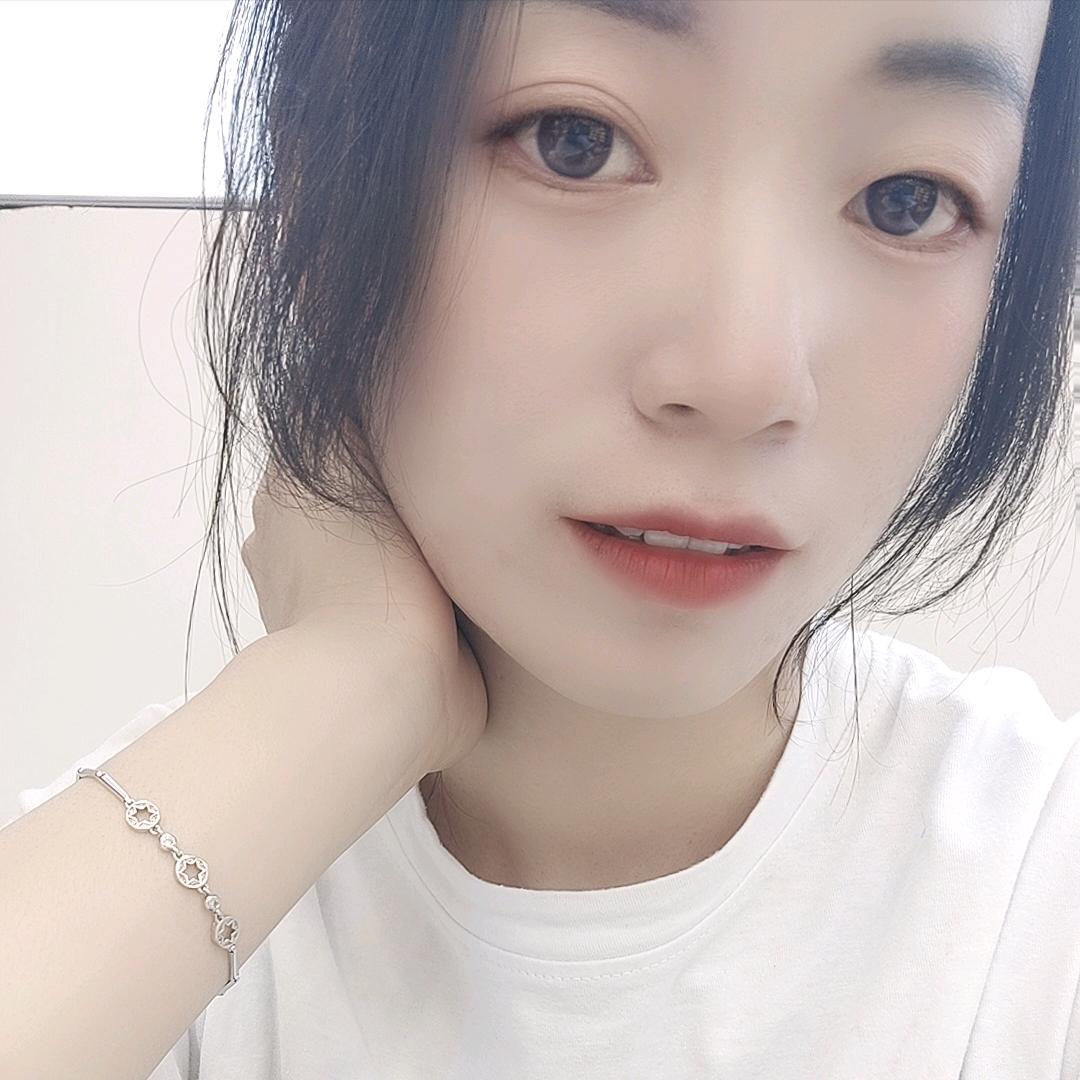 茉茉吖