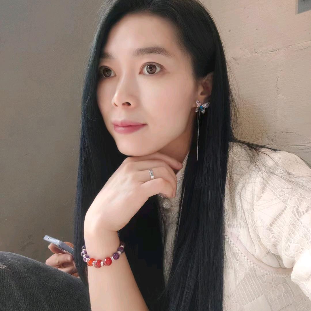🍀白玫瑰🍀