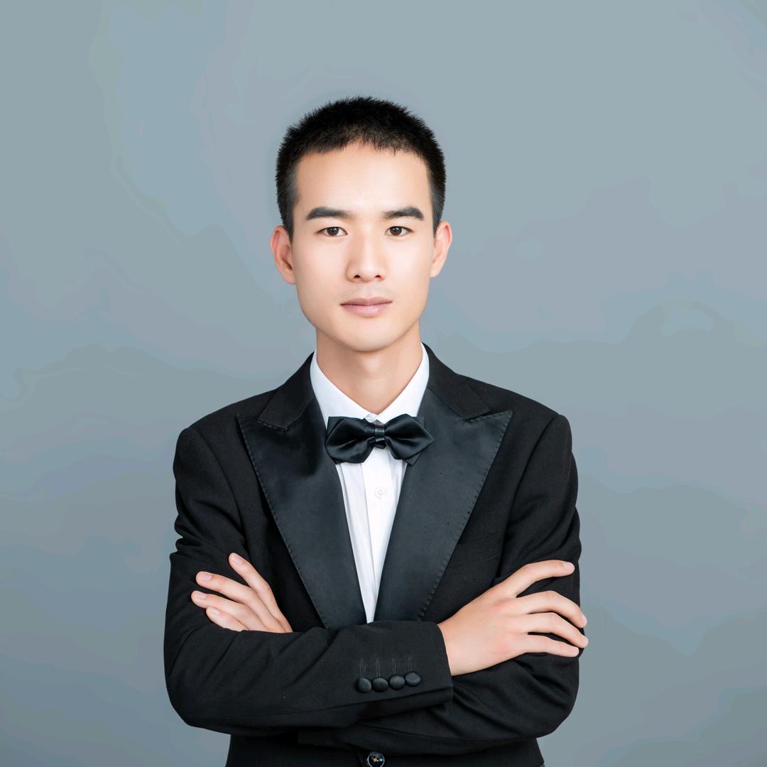 保利滨河上院闫毅亮