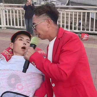勇哥《户外唱歌》