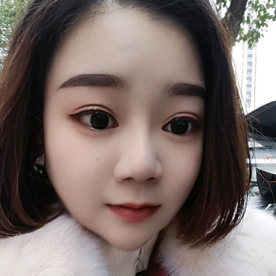 小妮子💕{我要做辣椒女王}