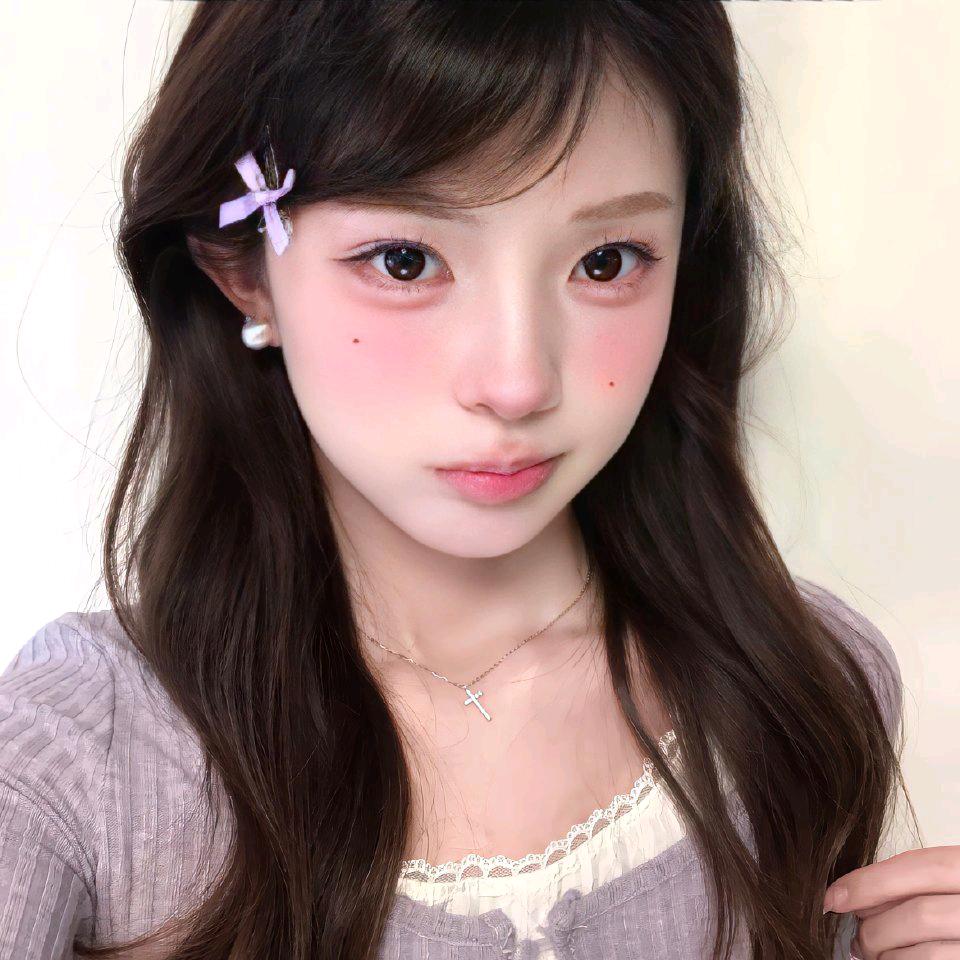 小伊时尚穿搭日记