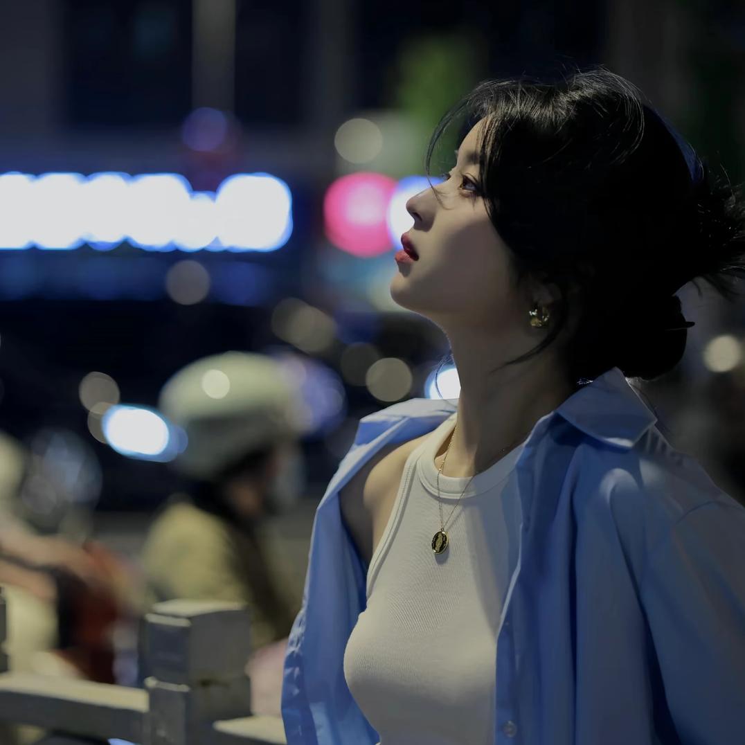 柒月￥