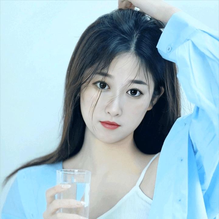 淡然💋浅笑~💋💋