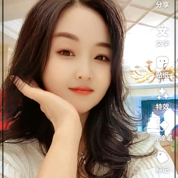 小芳中午1.点30分开播