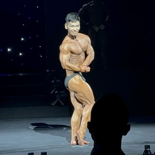 爱健身的Amos