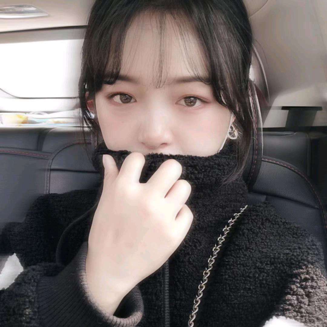 @     燕子