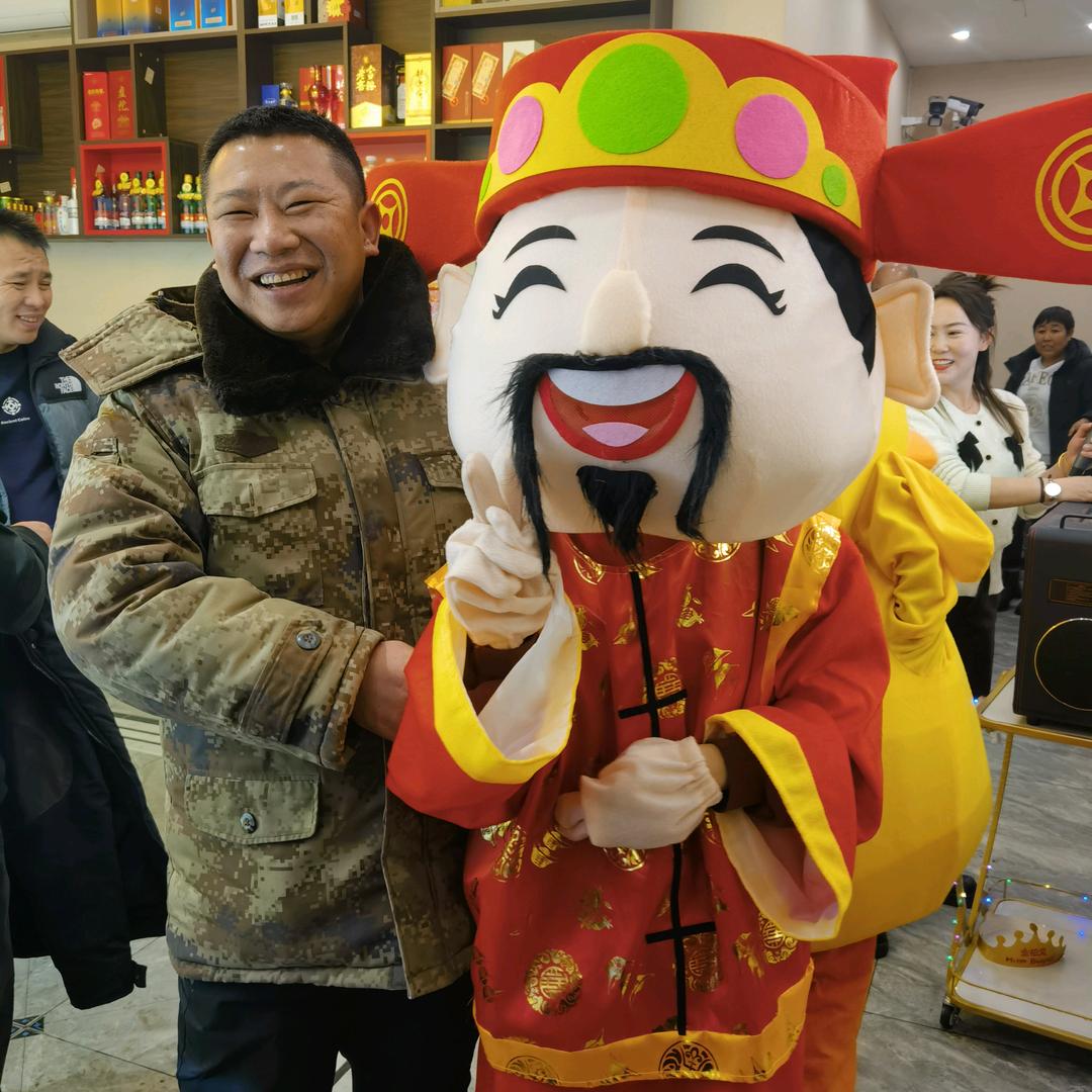 龙江县浏阳烟花总汇：大龙