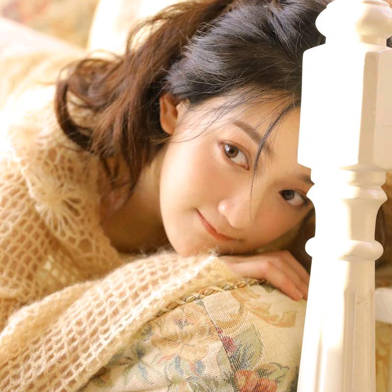 栝馨儿.