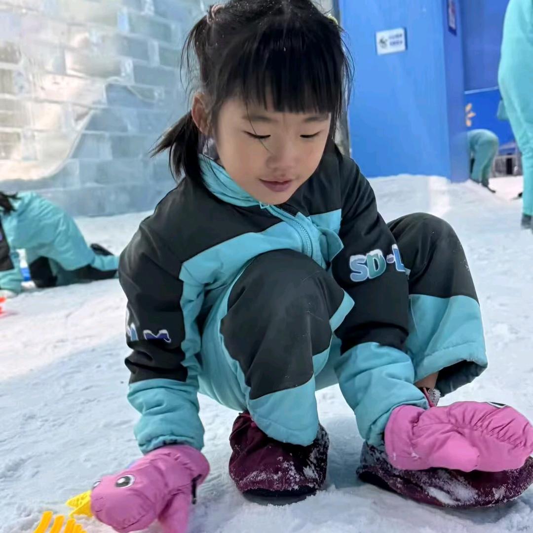 制衣服小陈（第三胎孕妇中期初）