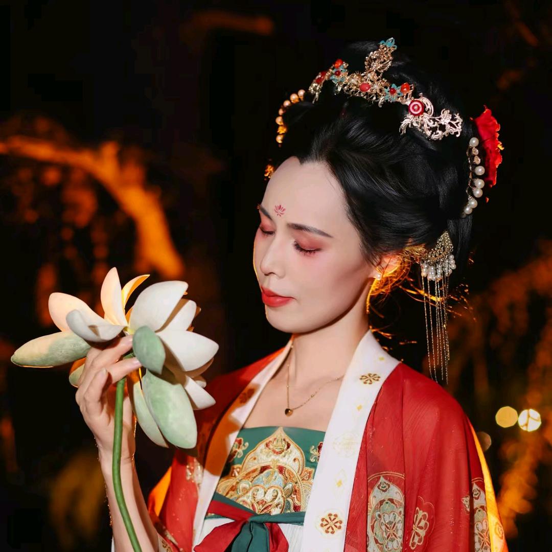 阳光下的向日葵🌻