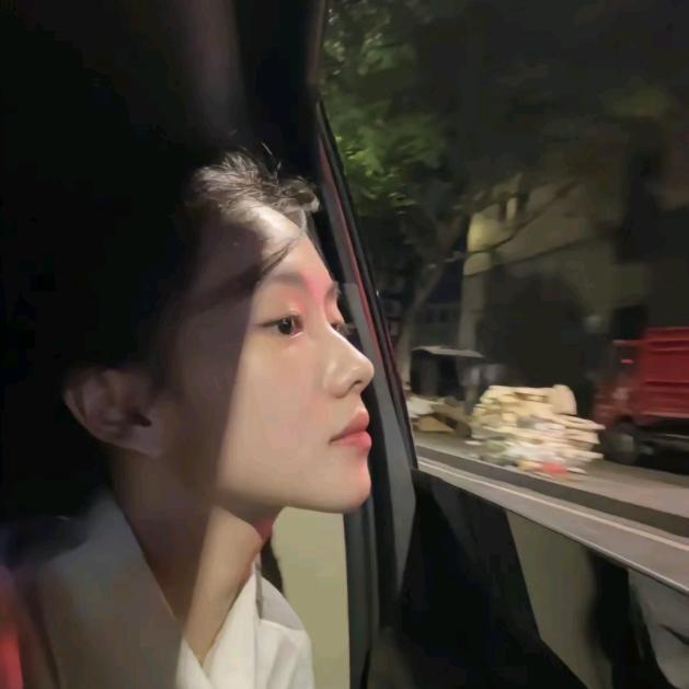 一点苹果奶绿