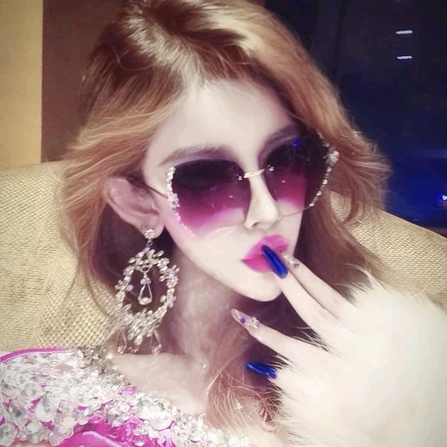 总裁奶奶肥的流油还不减肥