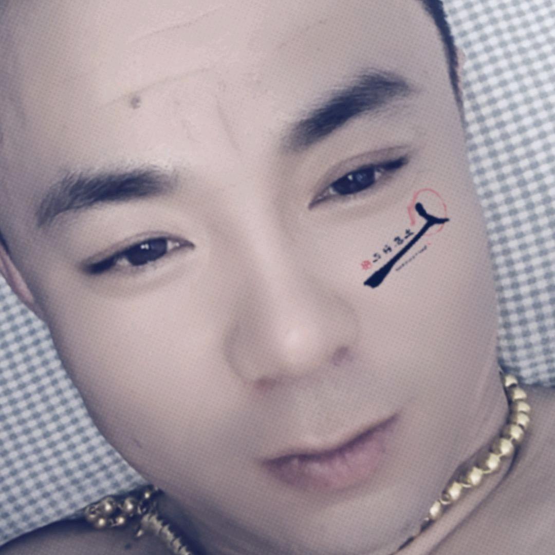 李杰伟