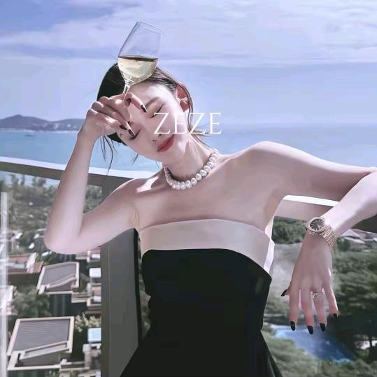 袁艺灵-爆款穿搭