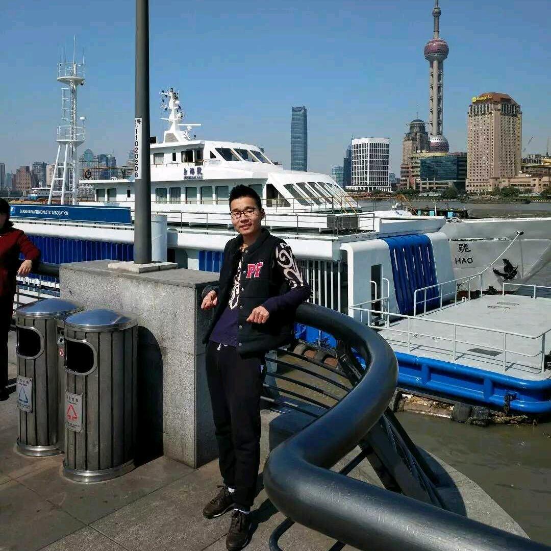 阿浩`