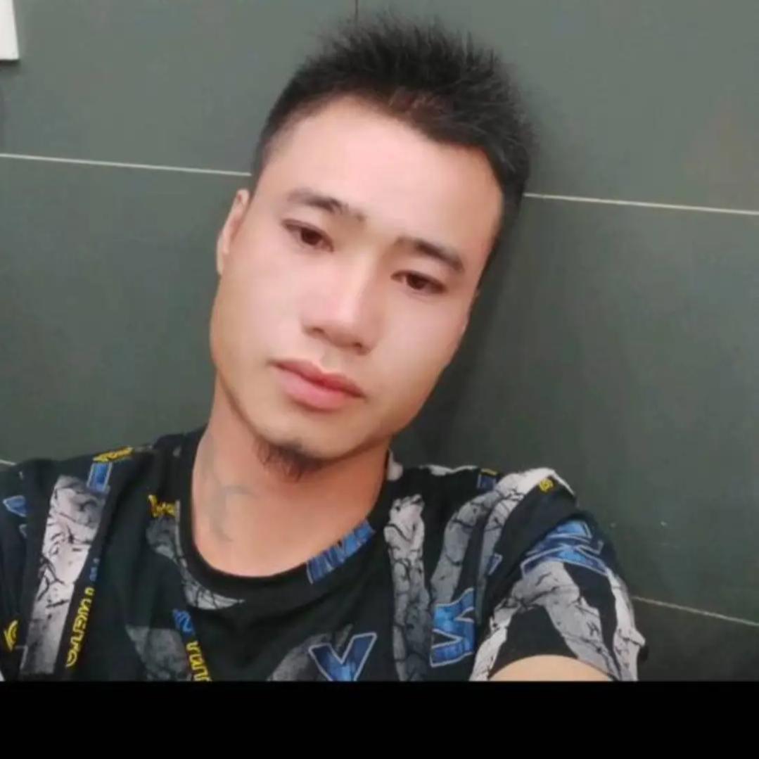 最近不想聊天了。  私信已关闭。