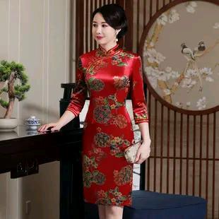 丽霞女装工厂店