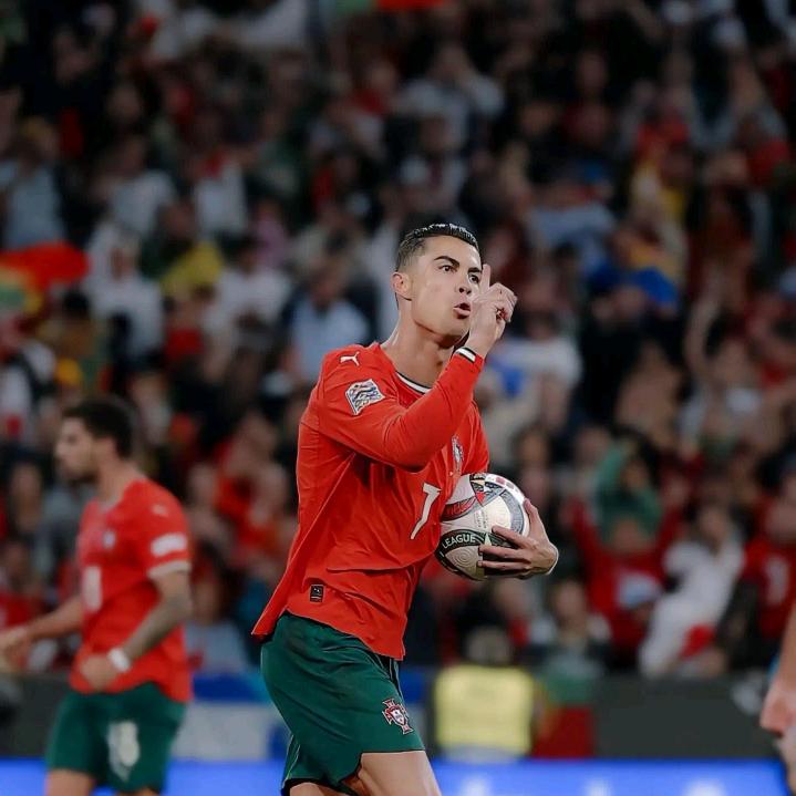 CR7