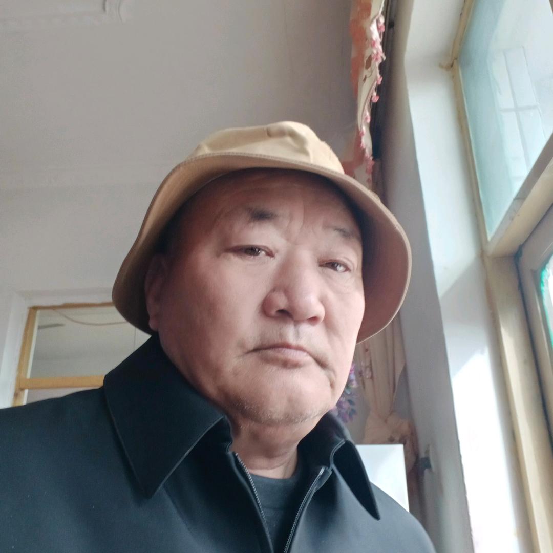 爱歌唱大叔