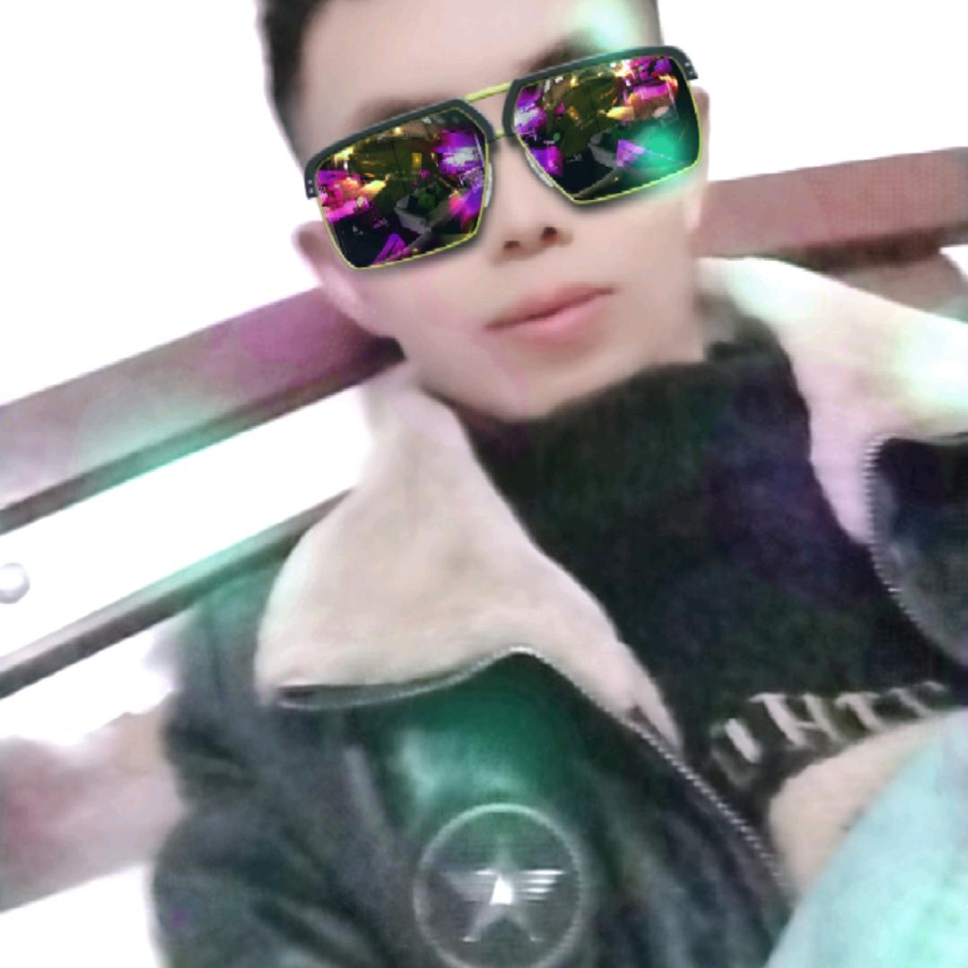 龙少爷